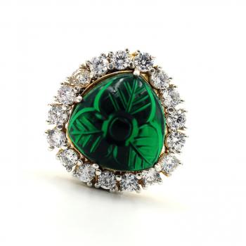 Zircon with Hanging Stone Brooch - Sparkling Elegance for All Occasions